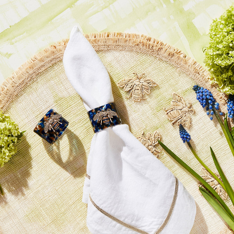 Straw bee placemat, set of four