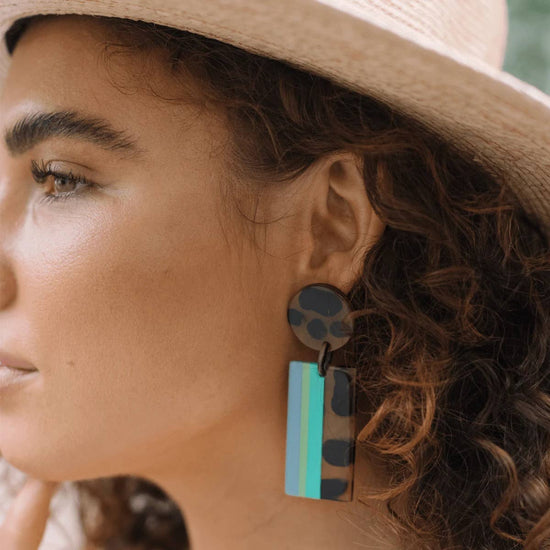 Load image into Gallery viewer, High Tide Cabana Earrings
