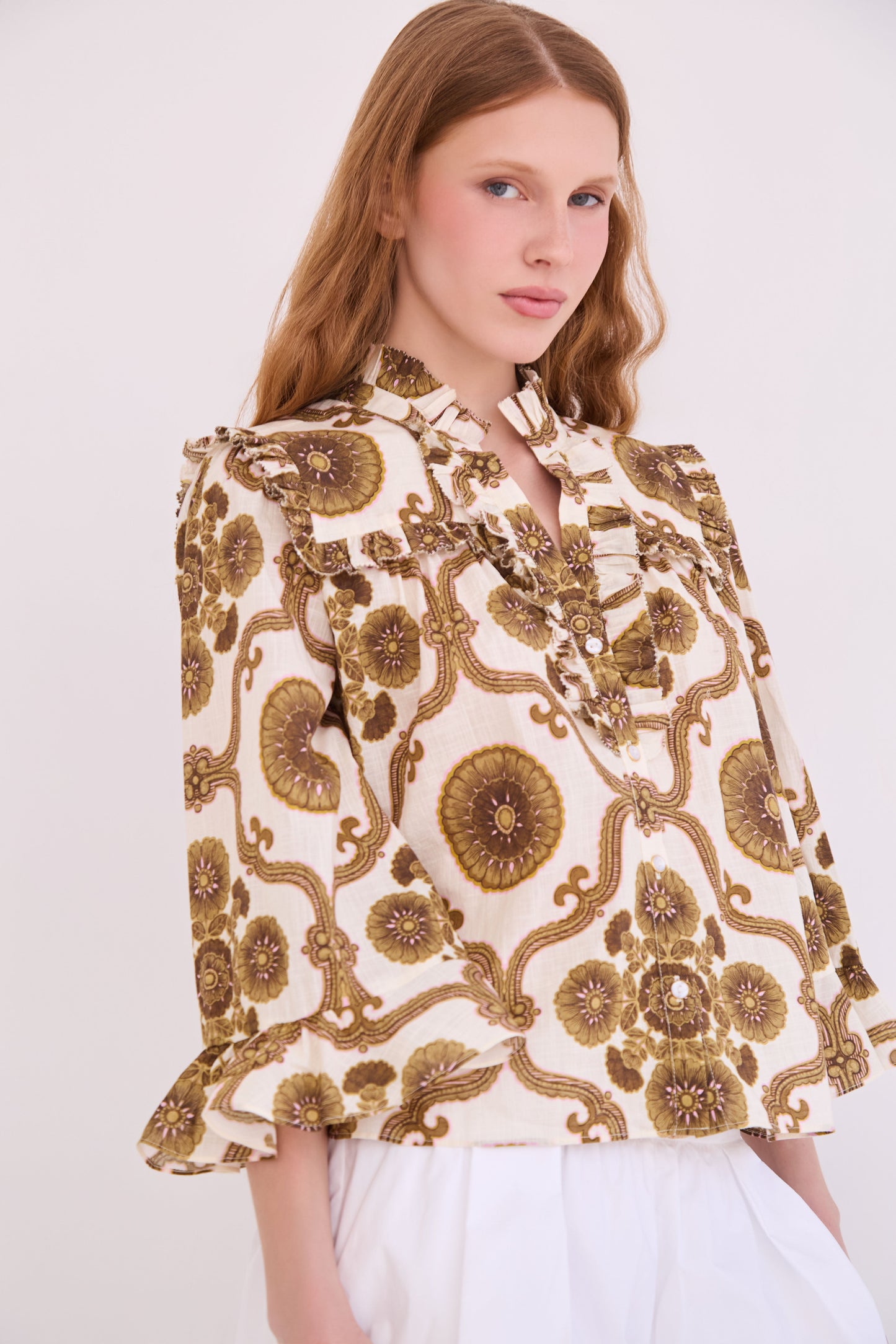 Elowen Top in Mod Floral Olive, model