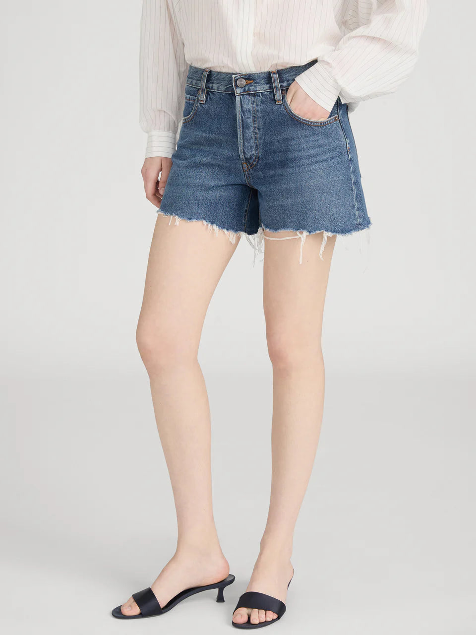 Frame - The Long Hang Short