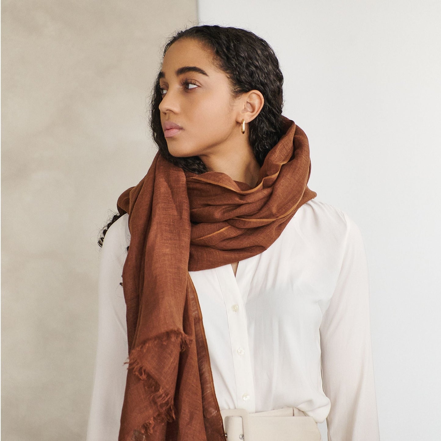 Coco Brown Hand Woven Linen Scarf
