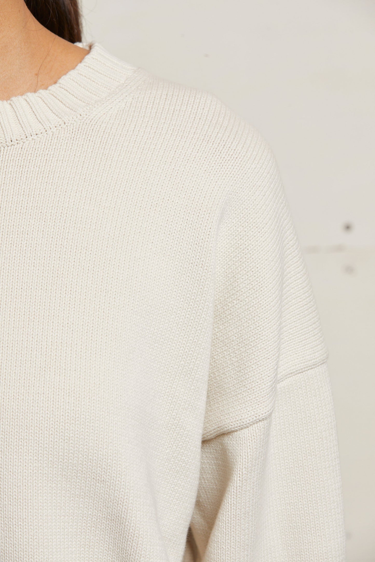 PerfectWhiteTee - Janet Cotton Crewneck Sweater - Sugar