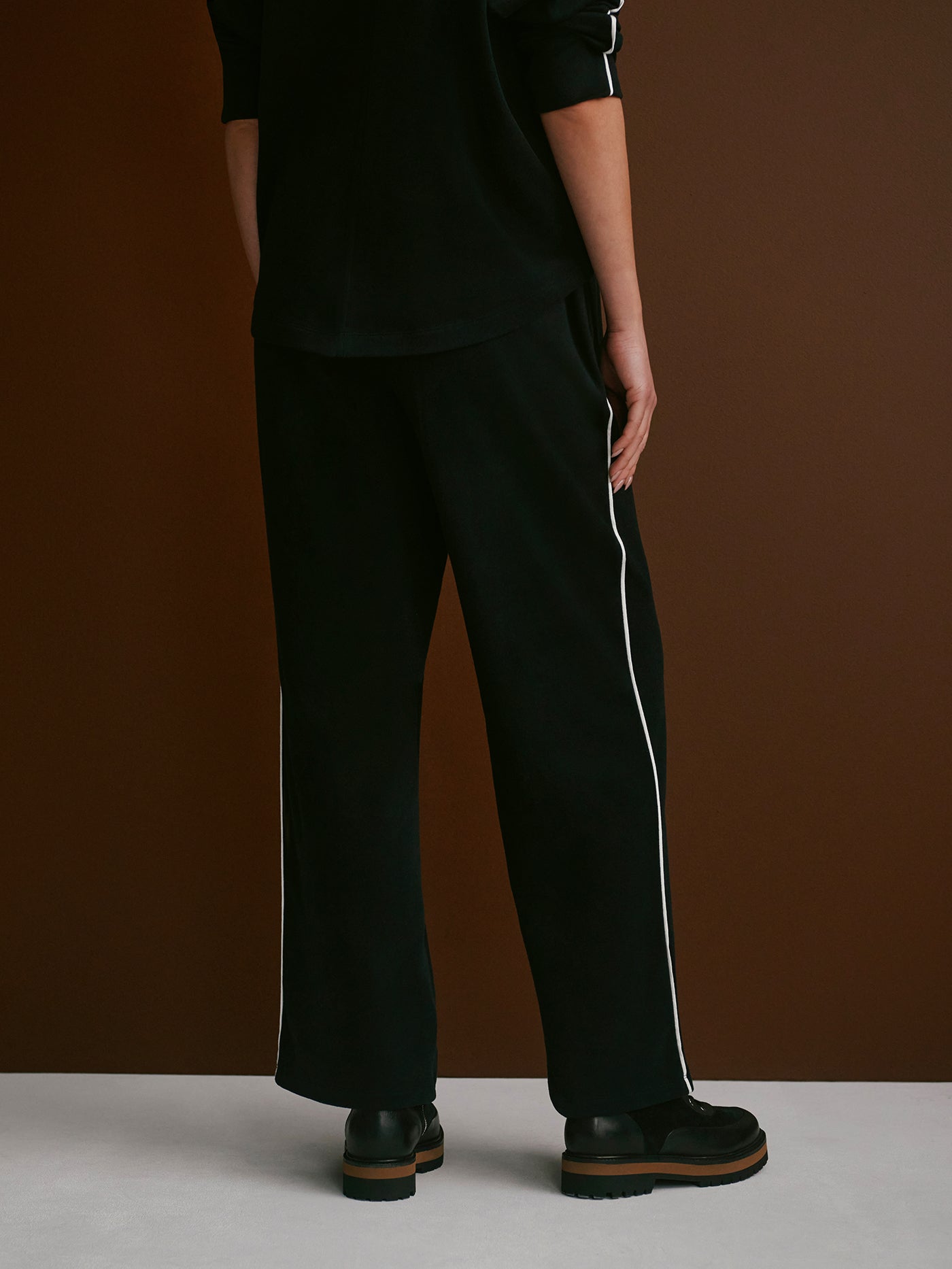 Varley - Brushed Rib Straight-Leg Pant 28 - Black/Snow White