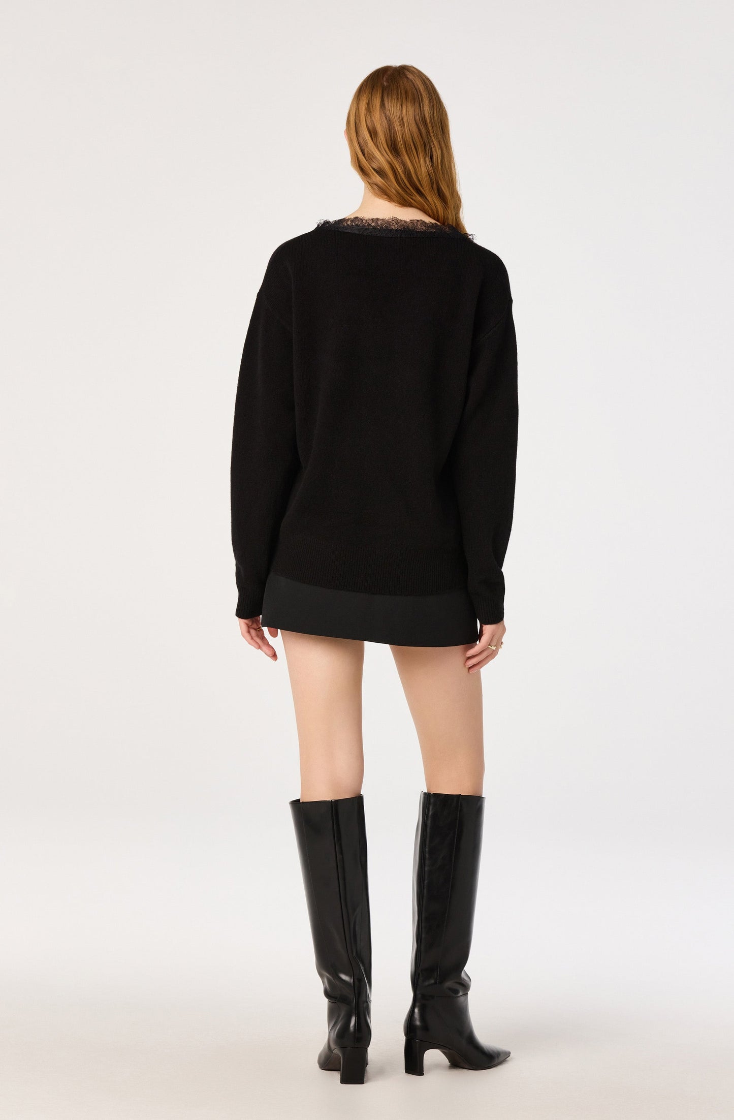 ASTR The Label - Jadyn Lace-Trim V-Neck Sweater - Black