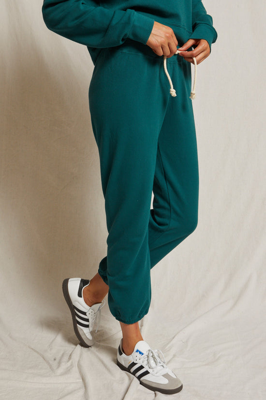 PerfectWhiteTee - Toni French Terry Jogger, Emerald