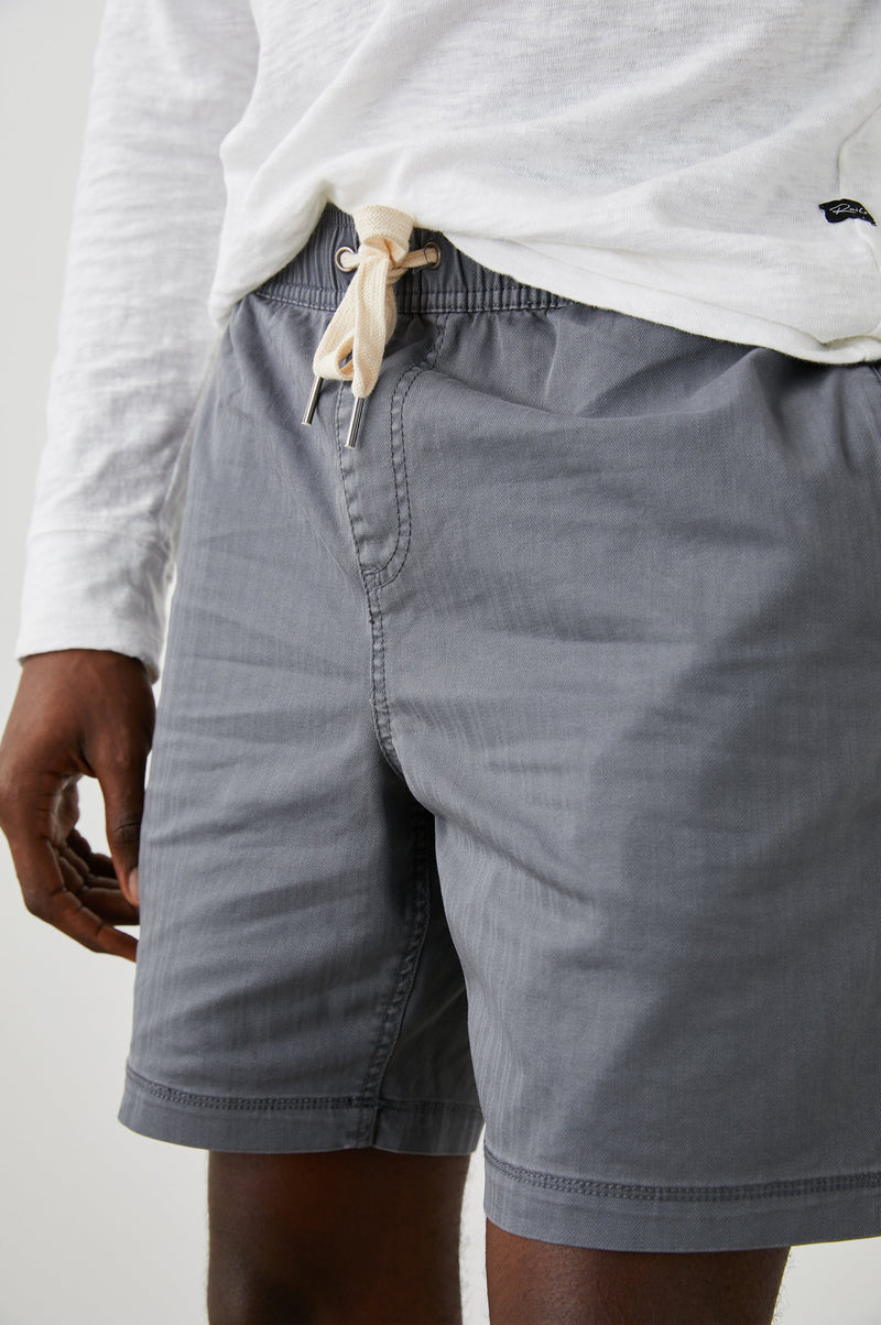 Rails Mens - Cruz Short - Charcoal