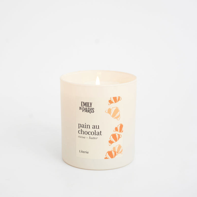 Pain Au Chocolat Candle
