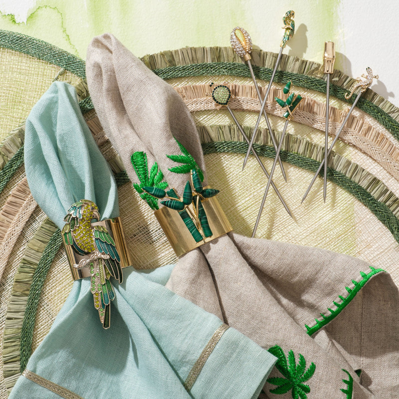 Ruffle edge straw placemats, green, set of four