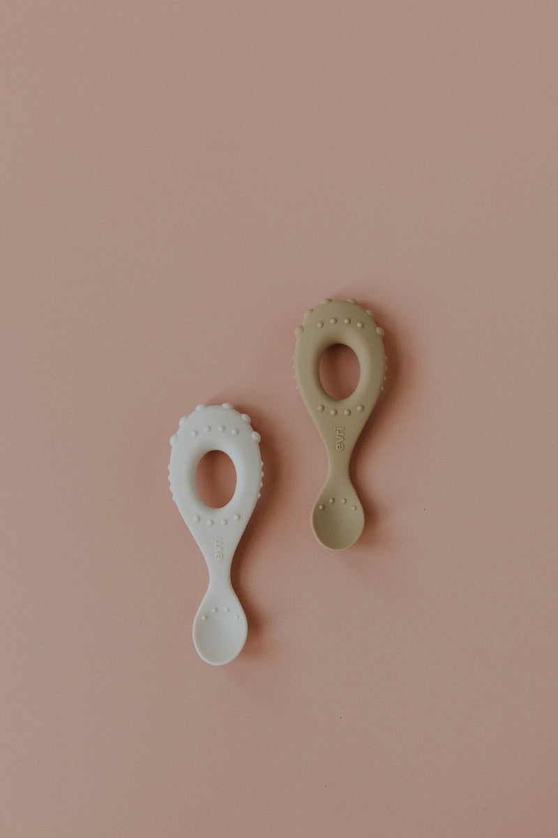 Evri - Silicone Baby Spoon 2-Pack - Ivory & Sand