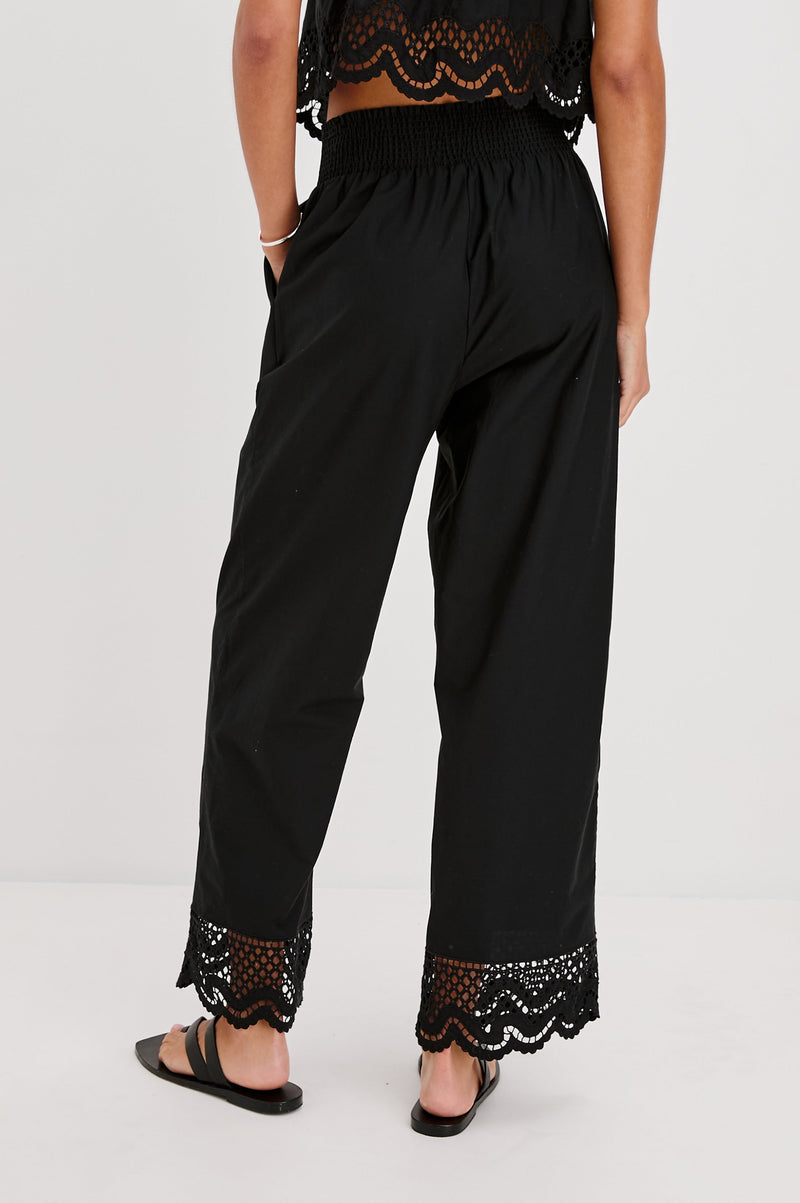 Rails - Henrik Pant - Black