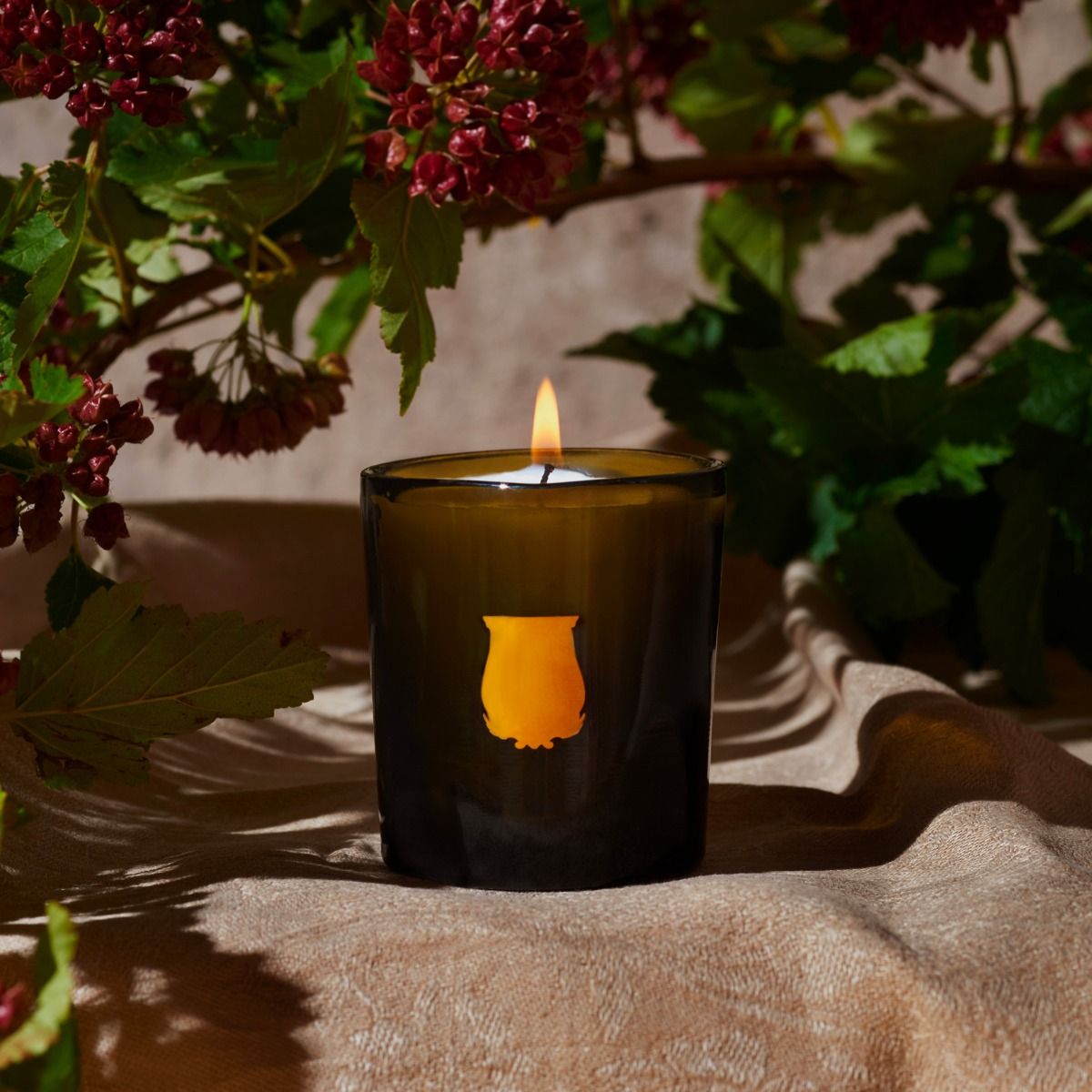 Load image into Gallery viewer, Cyrnos La Petite Scented Candle

