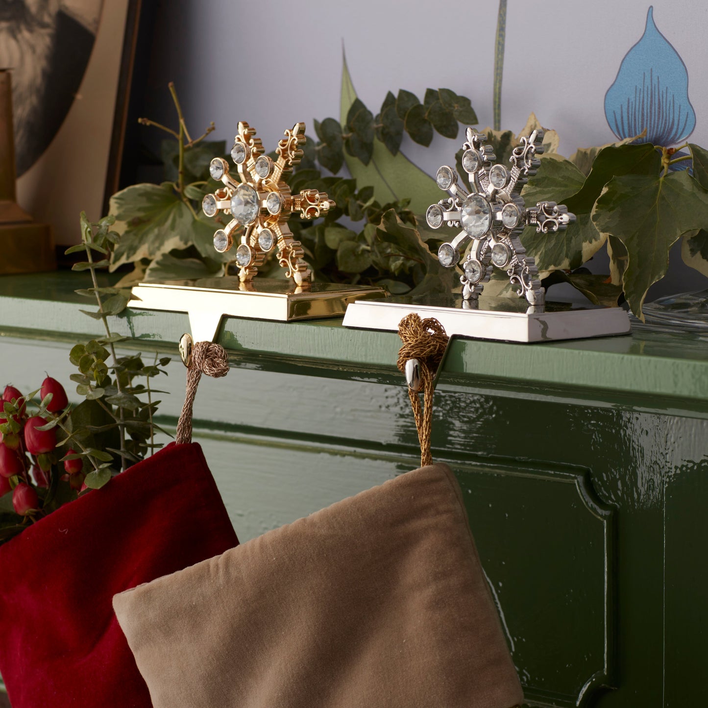 Snowflake stocking hanger, silver