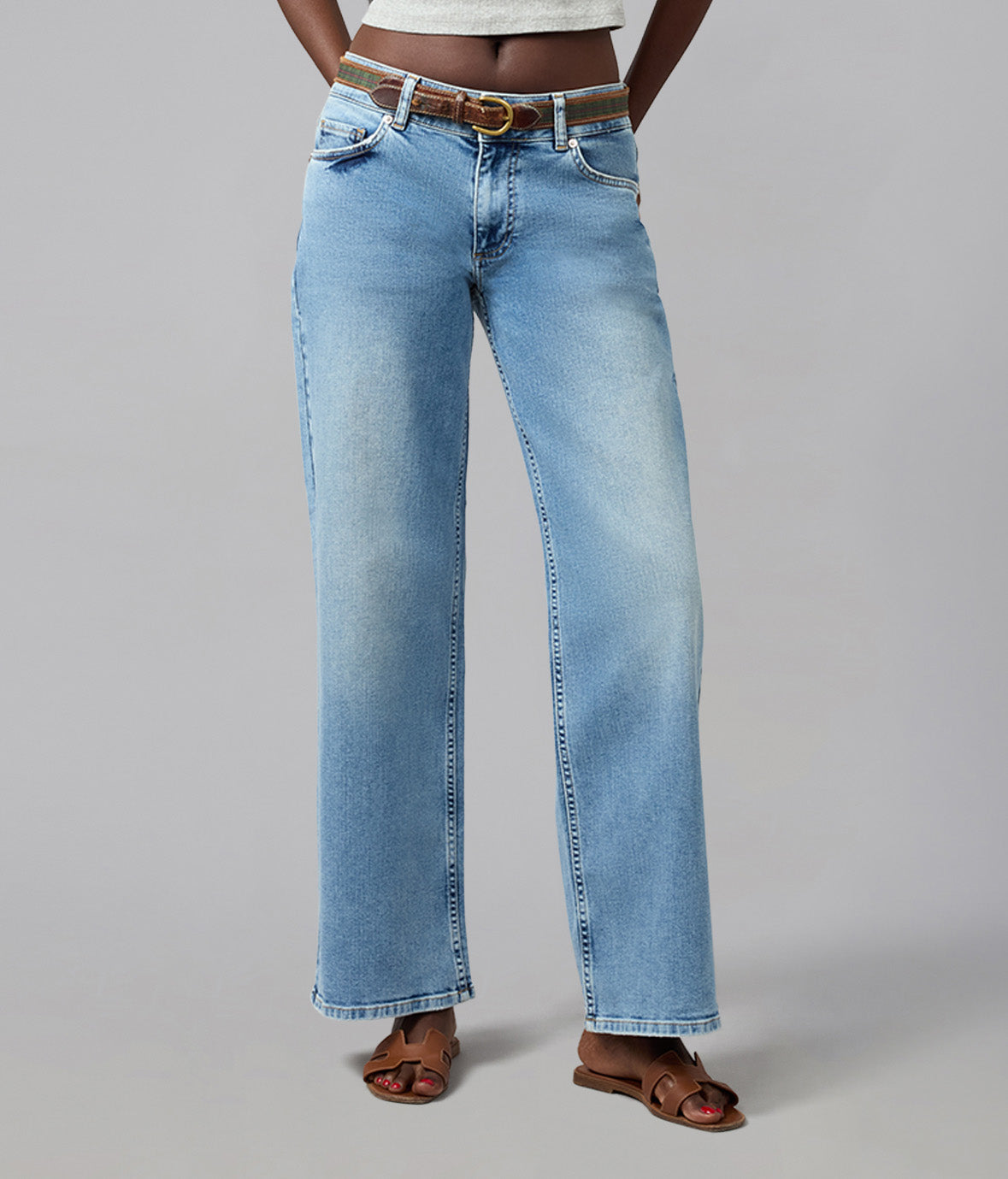 LOLA DENIM - Miro Mid Rise Comfort Straight Jeans 31" Inseam - Denim Dusk