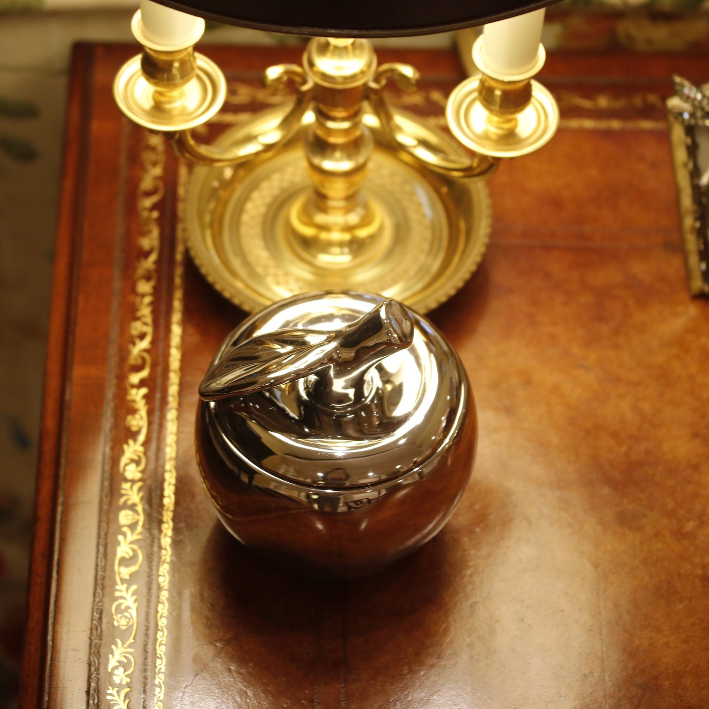 Silver Malus Apple Candle