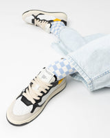 Oncept - Phoenix Sneaker - Night