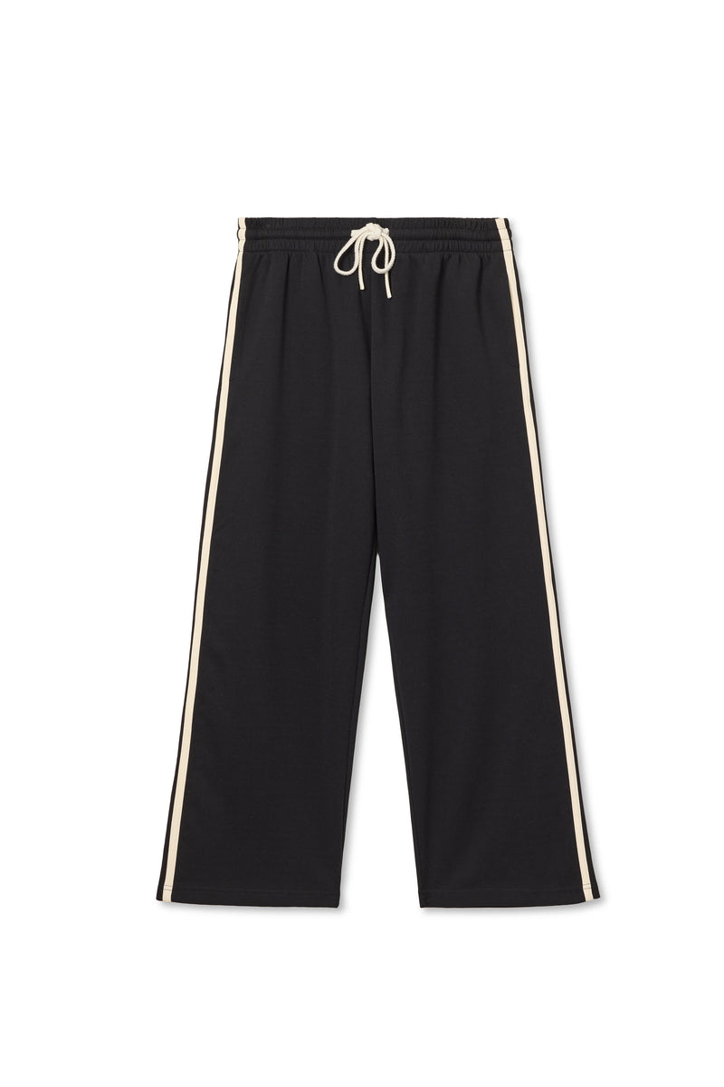 PerfectWhiteTee - Claud Travel Track Pant - True Black