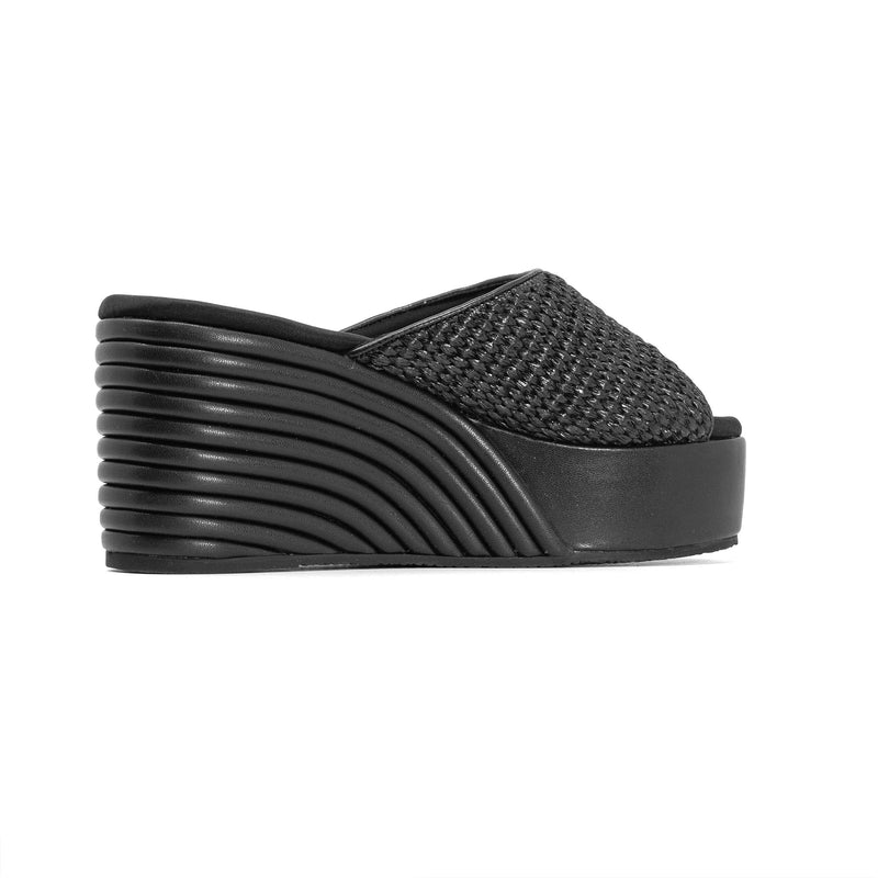 ROAM - Raffia Scoop Mid Strata Wedge - Black