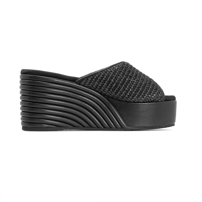 ROAM - Raffia Scoop Mid Strata Wedge - Black