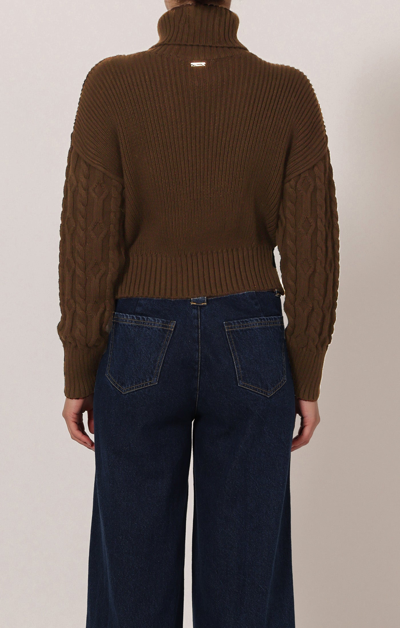 SERAH SWEATER
