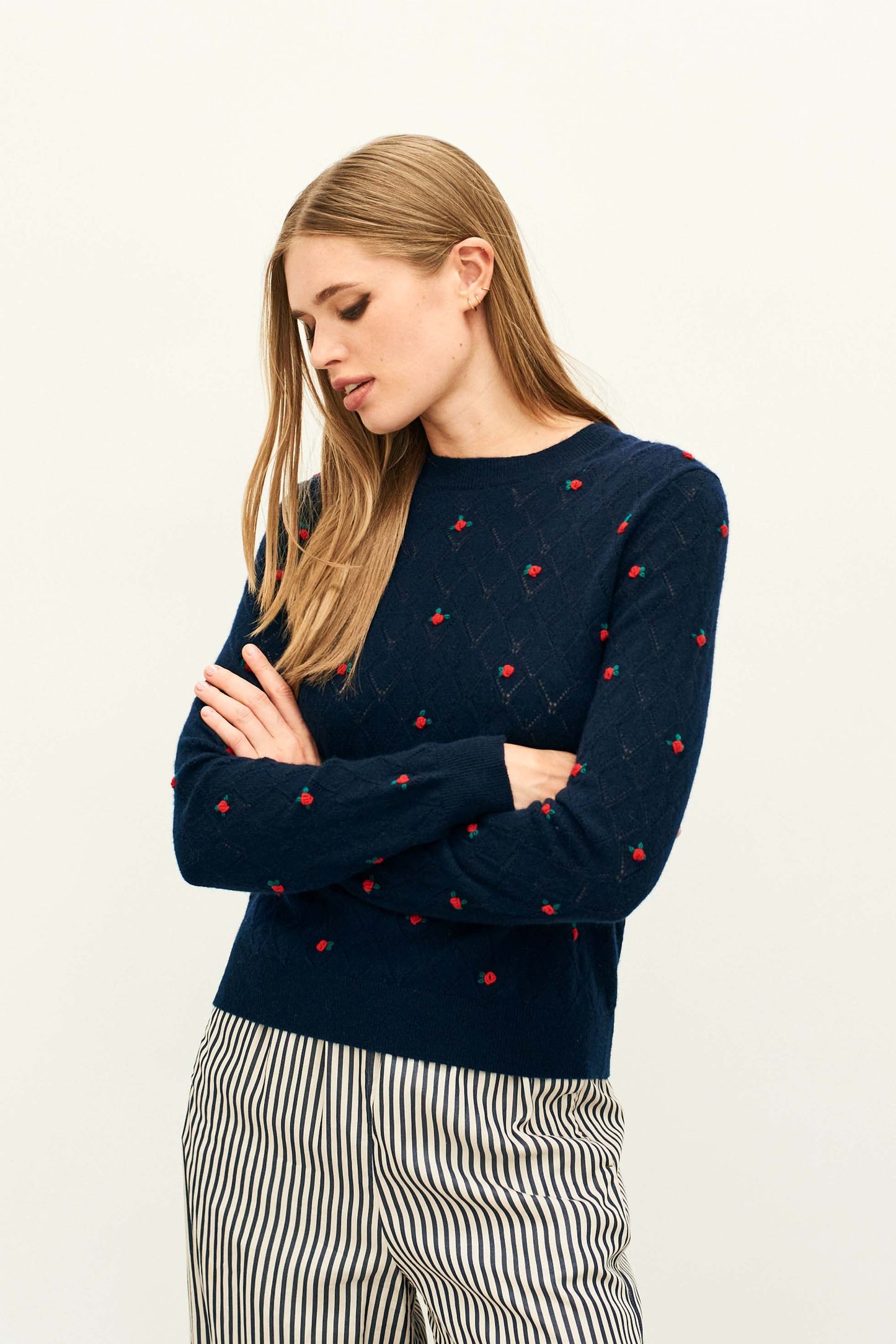 Jumper 1234 - Cashmere Fancy Floral Crew - Navy