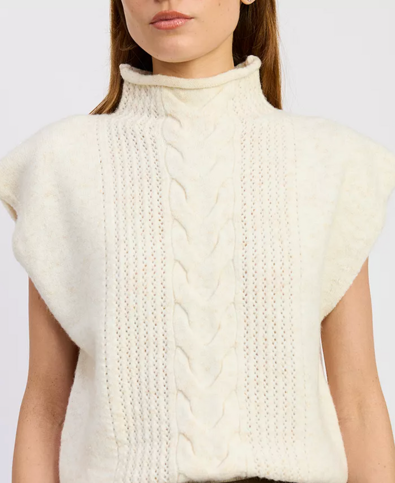 En Saison - Stenson Sweater Vest Top - White Gold