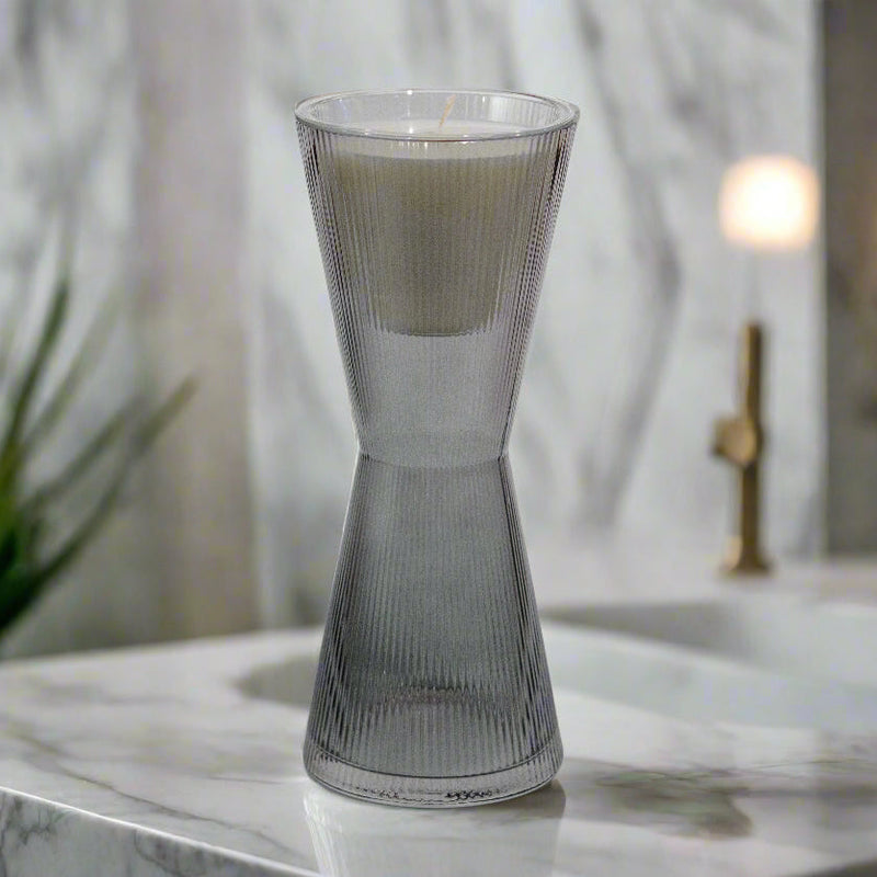 AIZ Candle - Cedar & Black Cherry