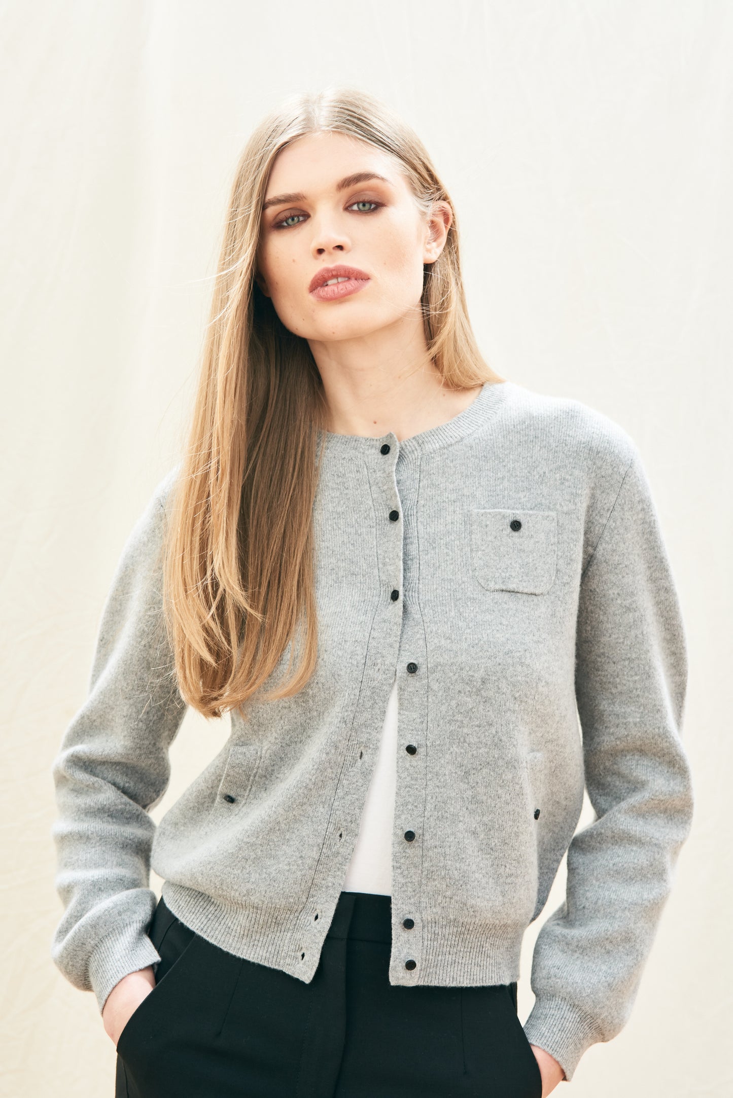 Jumper 1234 - Multi Pocket Cardigan - Smoke