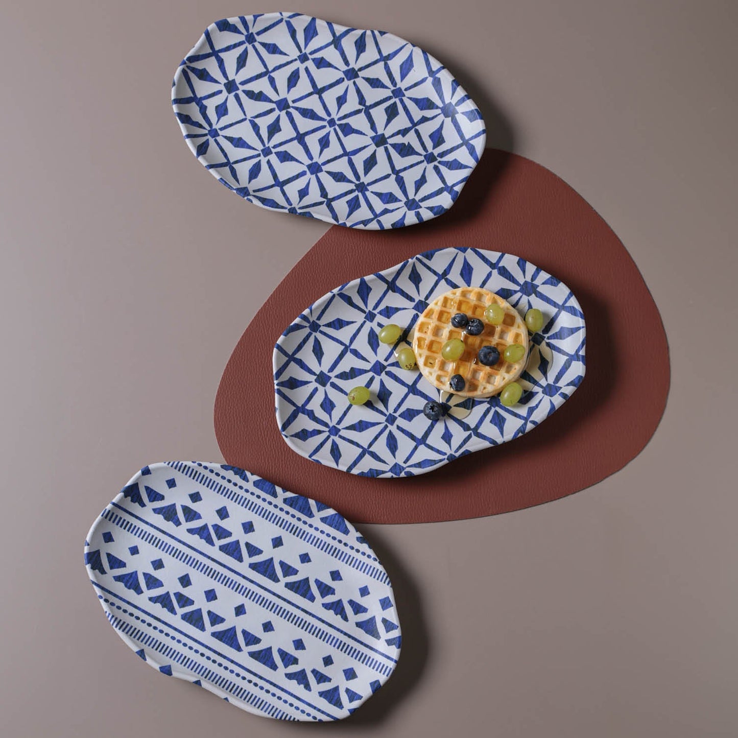 Shallow Bio Oval Platter Medium Set of 4