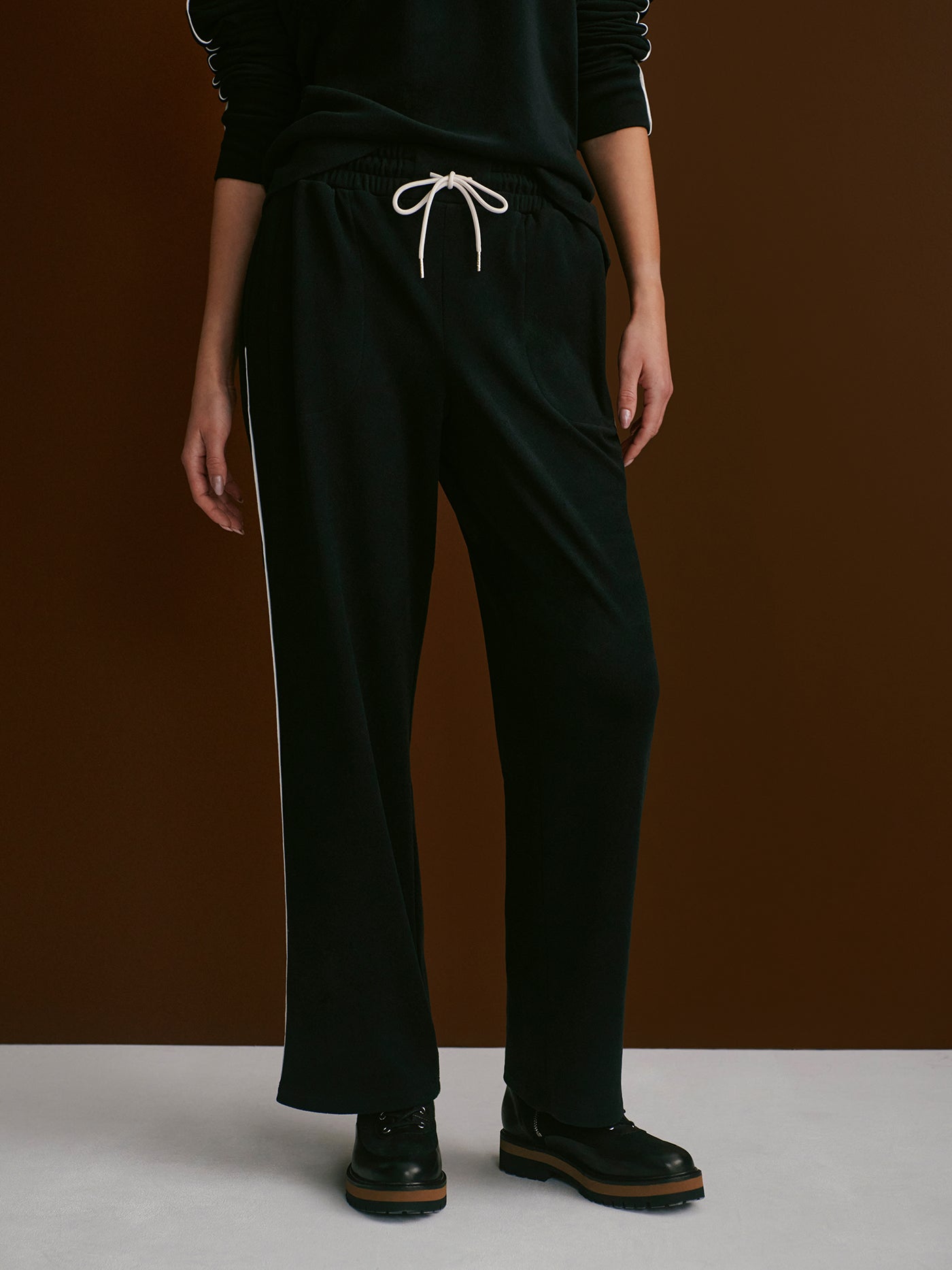 Varley - Brushed Rib Straight-Leg Pant 28 - Black/Snow White