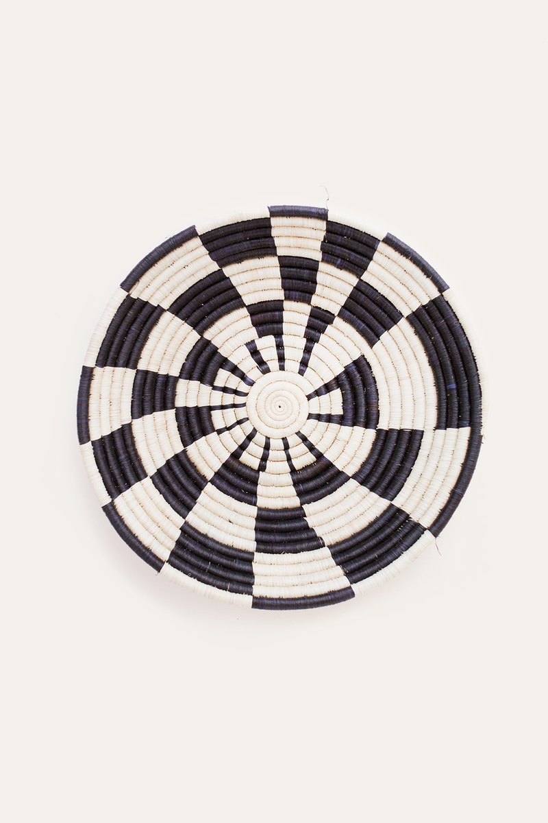 Geo Raffia Plateau Basket