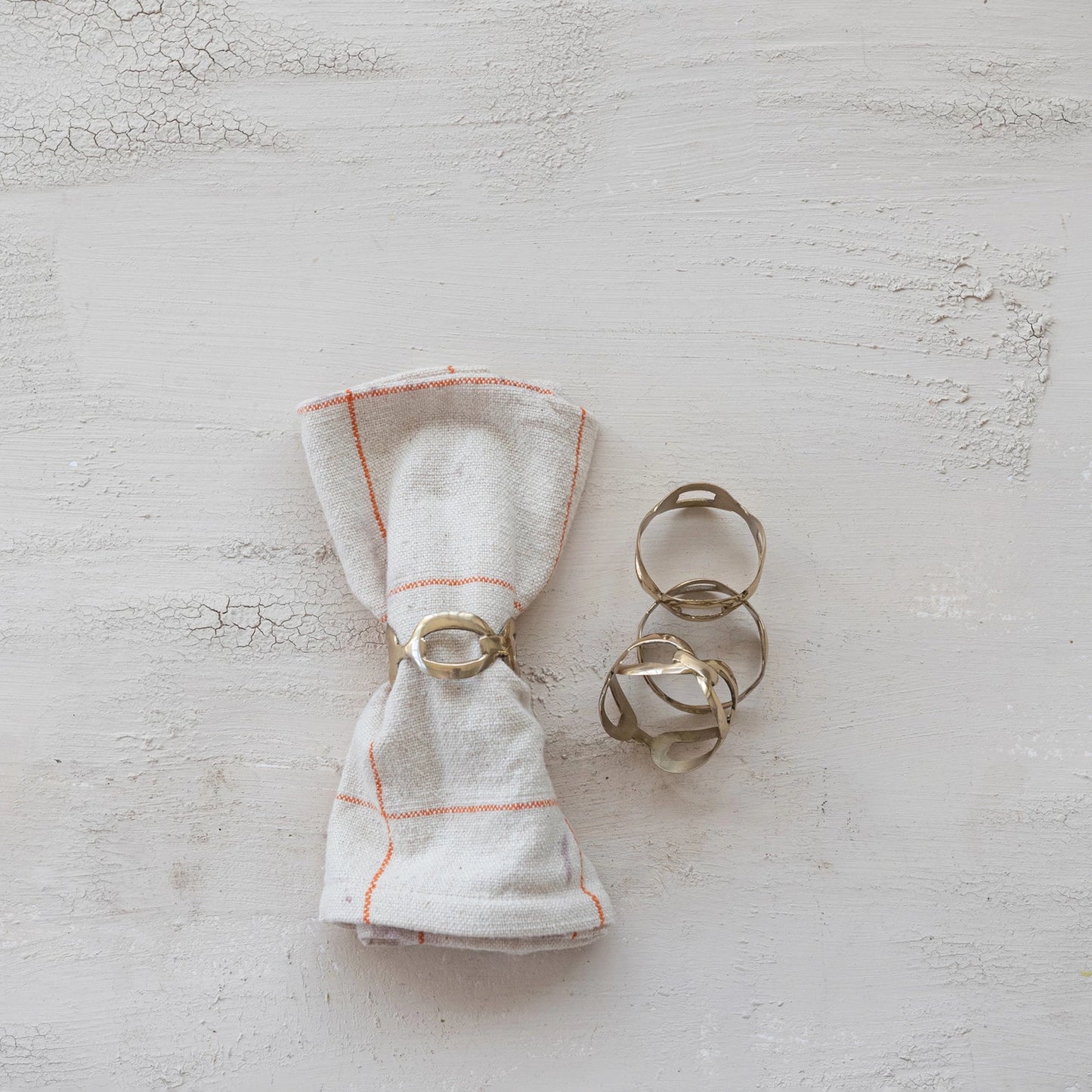 Brass Chain Shaped Napkin Ring