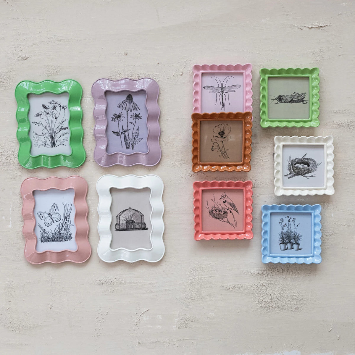 Resin Wavy Photo Frame – Jones & Daughters