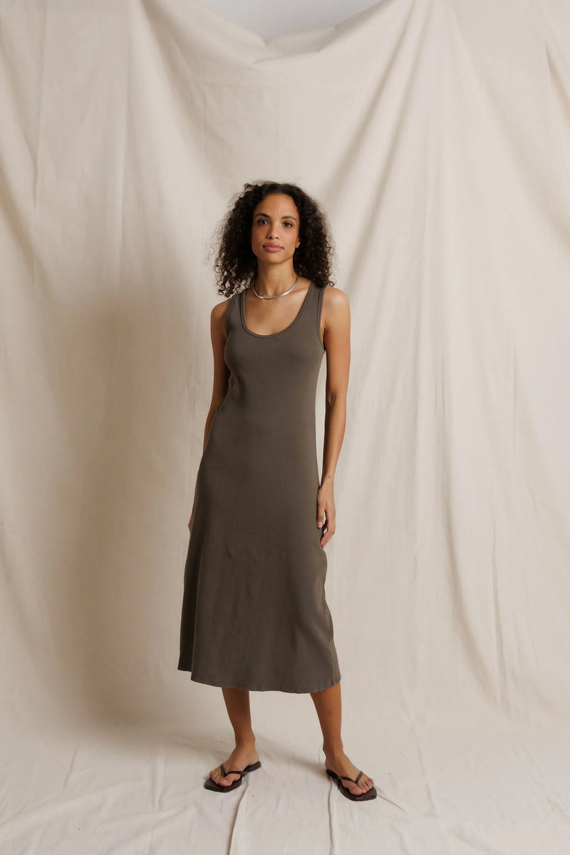 PerfectWhiteTee - Edith Heavy Rib Midi Tank Dress - Dark Olive