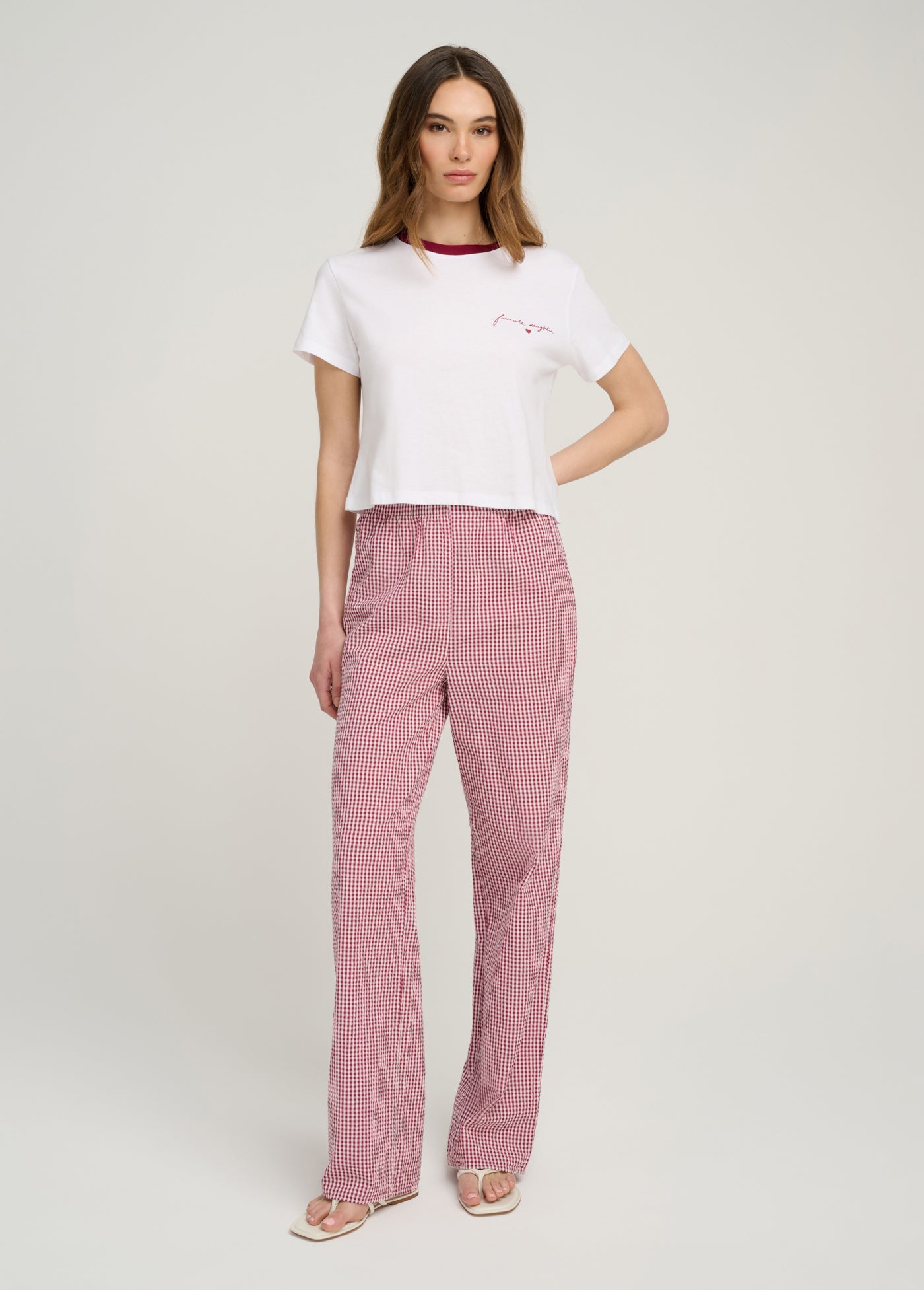Favorite Daughter - The Cropped Signature Chest Logo Tee - Off White Raspberry