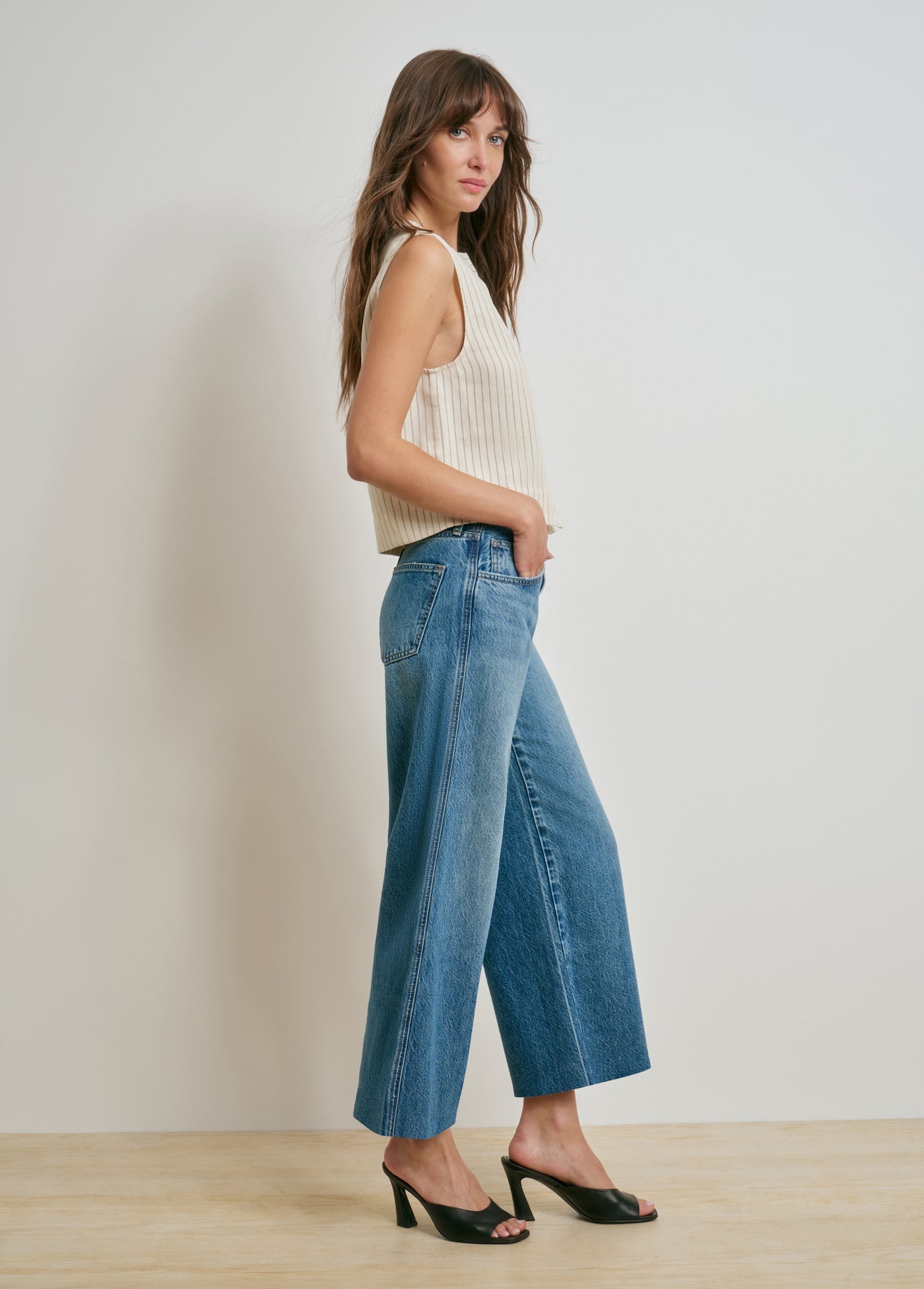 The Masha Super High Rise Wide Leg Crop - Cortez