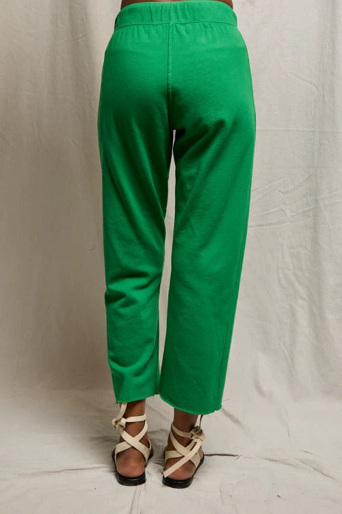 PerfectWhiteTee - Jamaica Beach Fleece Capri Pant - Grass