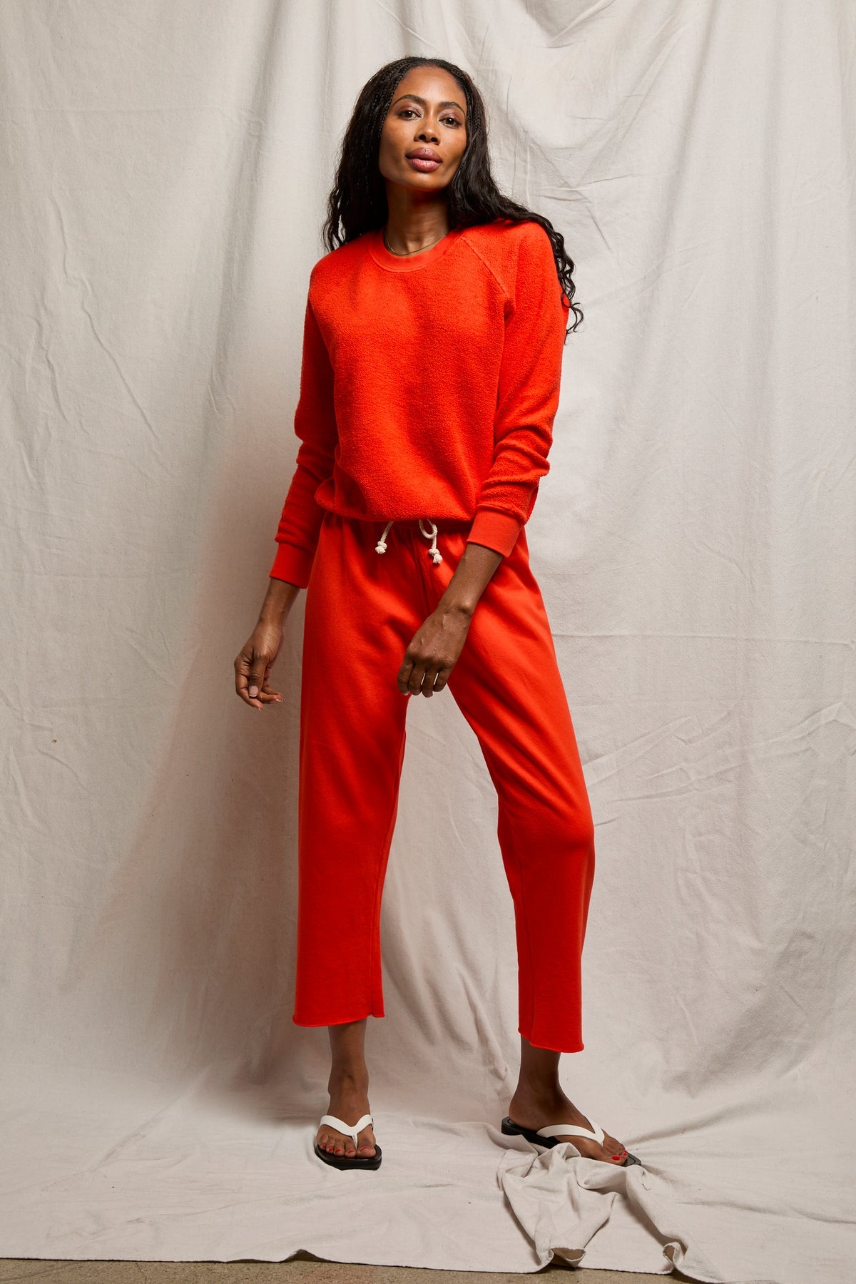 PerfectWhiteTee - Ziggy Reverse Fleece Crew Sweatshirt - Tomato