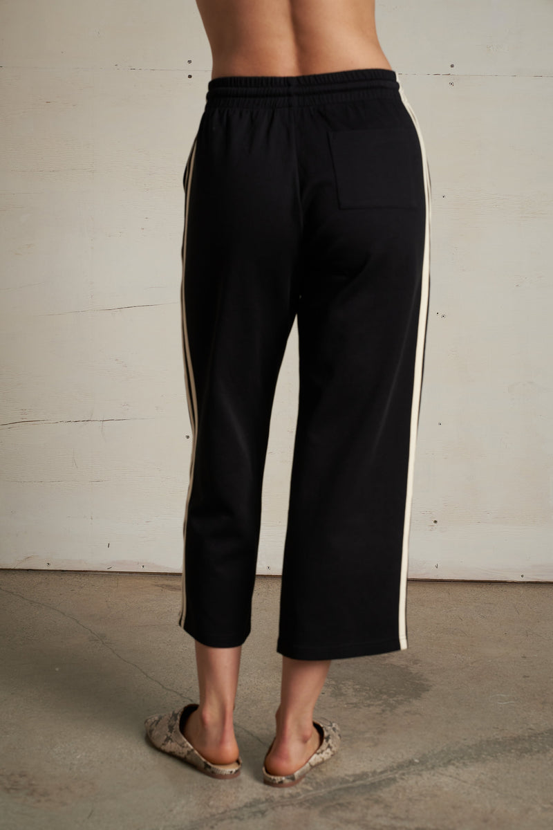 PerfectWhiteTee - Claud Travel Track Pant - True Black