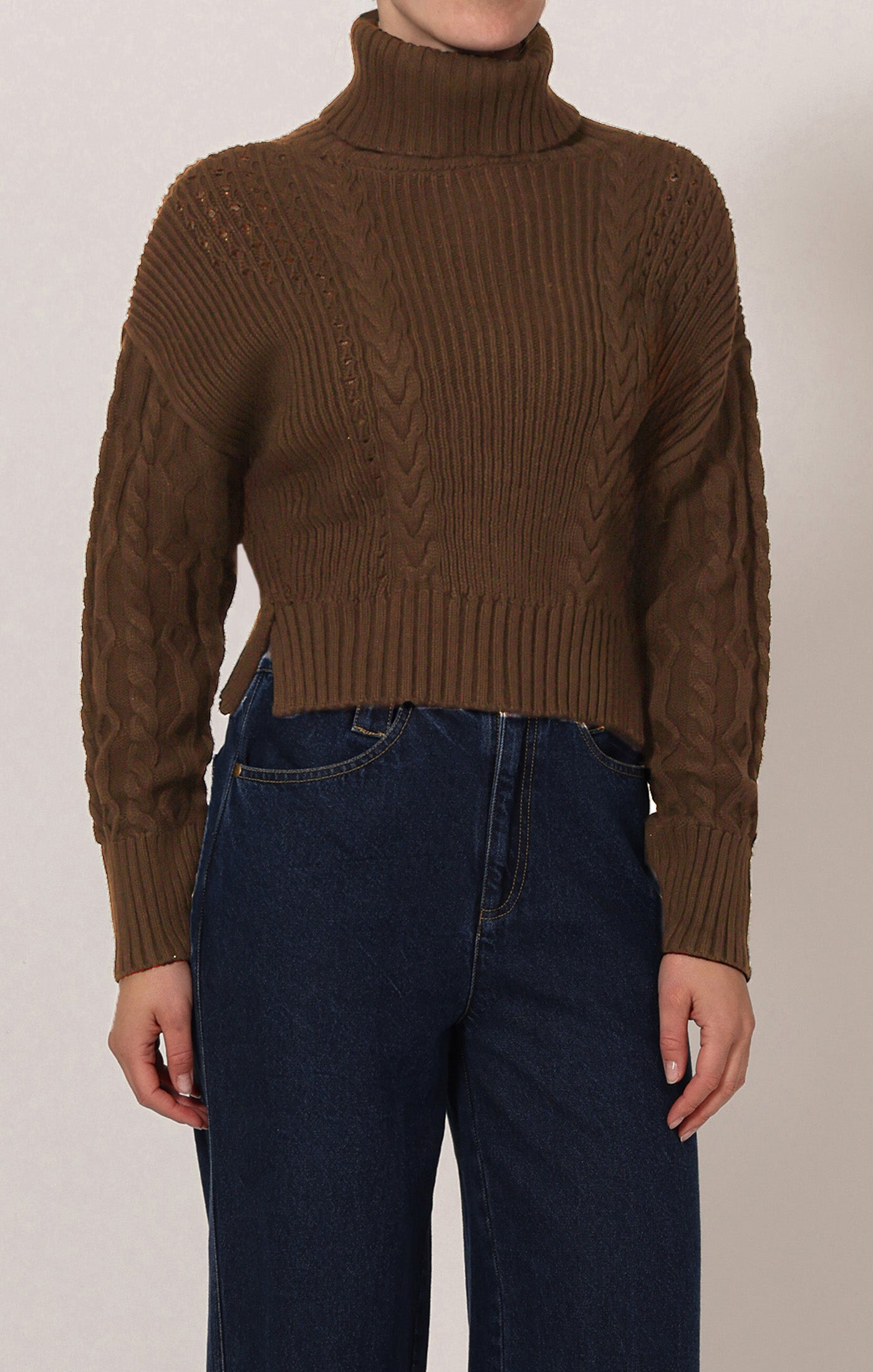 SERAH SWEATER