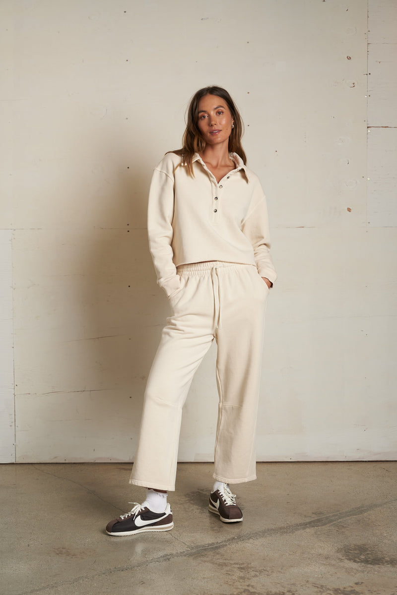 PerfectWhiteTee - Vinny Fleece Collared Sweatshirt –  Sugar