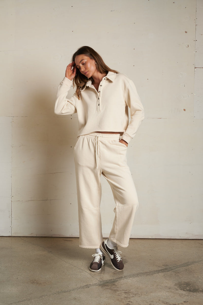 PerfectWhiteTee - Vinny Fleece Collared Sweatshirt –  Sugar